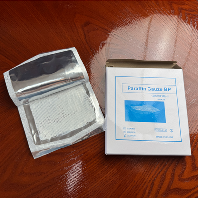 좋은 가격 AVACARE 브랜드 CE 인증 클래스 1 의료용 일회용 멸균 파라핀 거즈 10cm X 10cm 부드럽고 통기성 있는 화상 드레싱 온라인